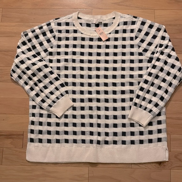 Ann Taylor LOFT | Wool Blend | black & white plaid | crewneck sweater | 20/22 - Picture 2 of 5